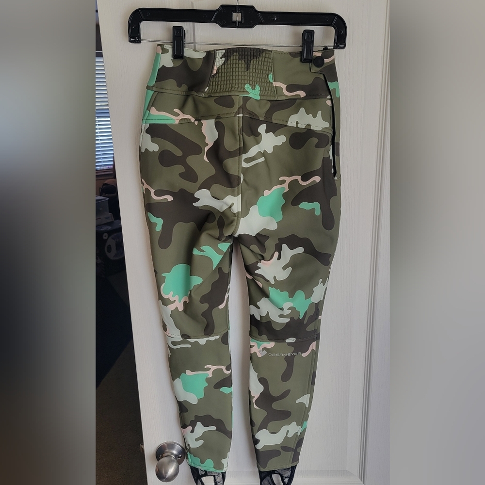 Obermeyer Jinks Saguaro Camouflage Pants Size 2S. NWT.
